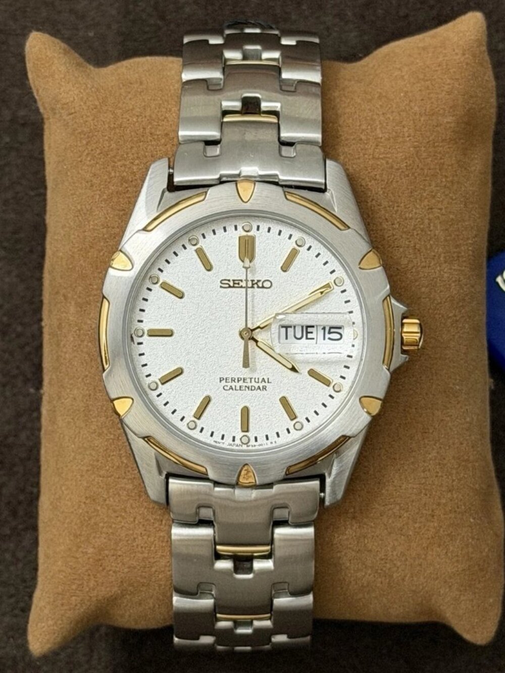 Seiko Perpetual Calendar Quartz Watch Day/Date Silver Dial Two-Tone 35.8mm